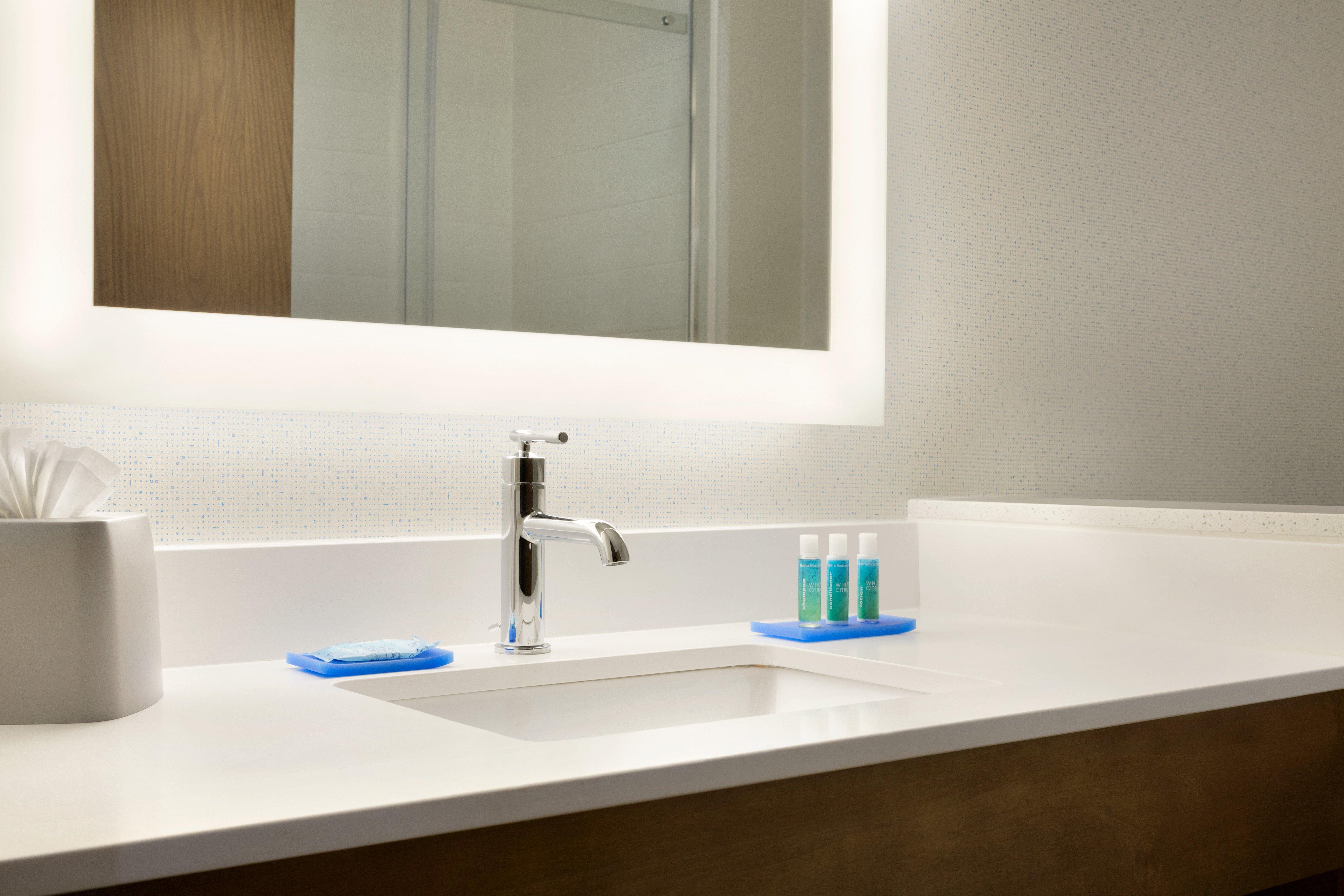 Holiday Inn Express & Suites - Mcallen - Medical Center Area By Ihg Экстерьер фото
