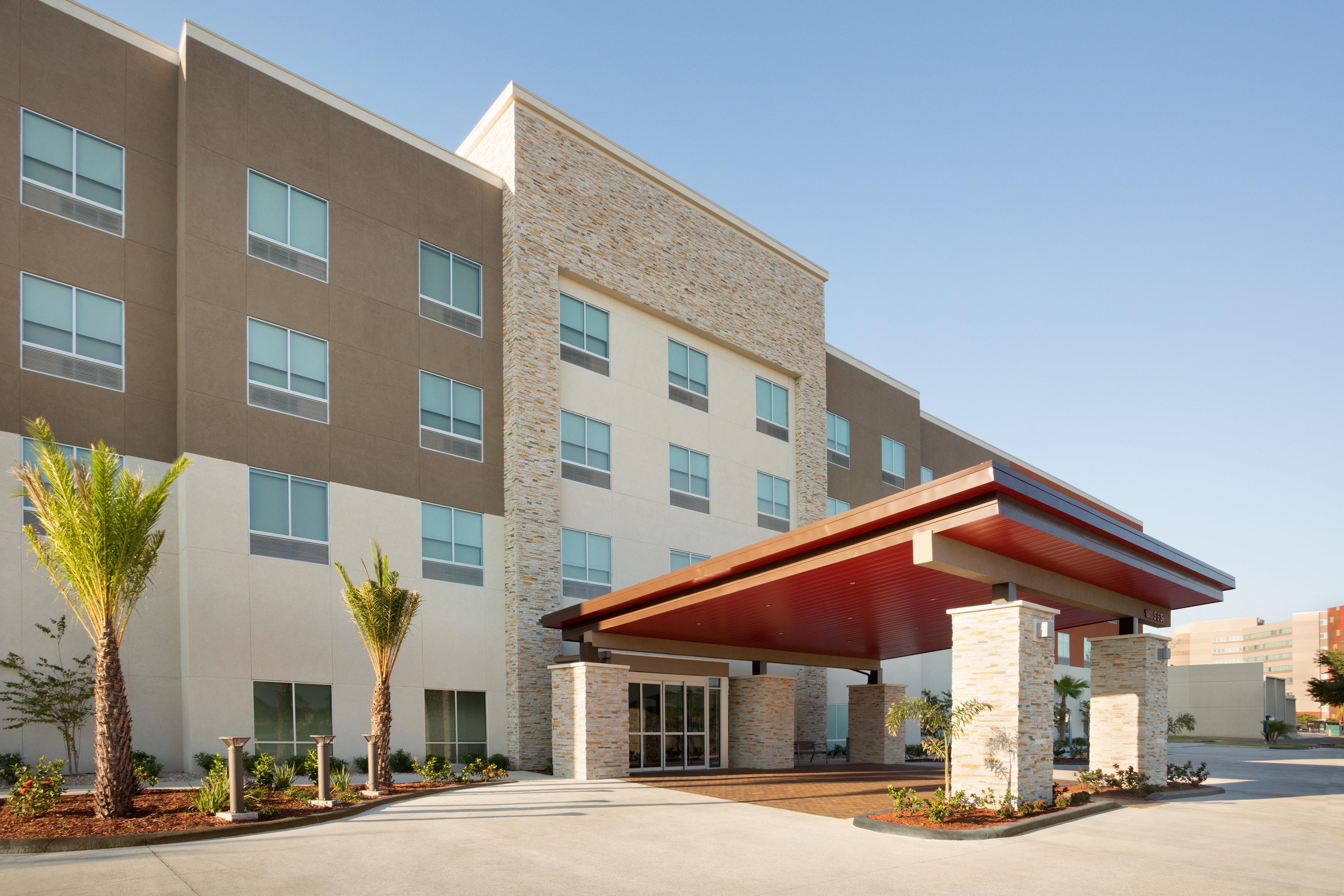 Holiday Inn Express & Suites - Mcallen - Medical Center Area By Ihg Экстерьер фото