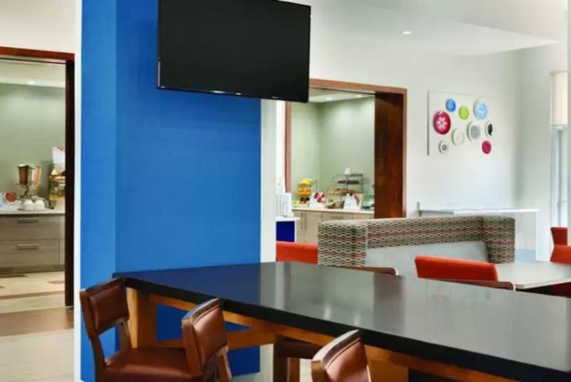 Holiday Inn Express & Suites - Mcallen - Medical Center Area By Ihg Экстерьер фото